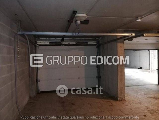 Garage/posto auto in residenziale in Viale Verona