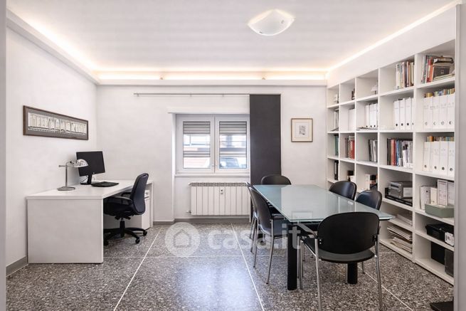 Appartamento in residenziale in Via Luigi Capuana 56