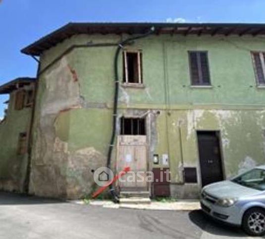 Appartamento in residenziale in Via Alessandro Manzoni 32