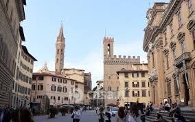 Attivitã /licenza (con o senza mura) in commerciale in Via delle Seggiole 4