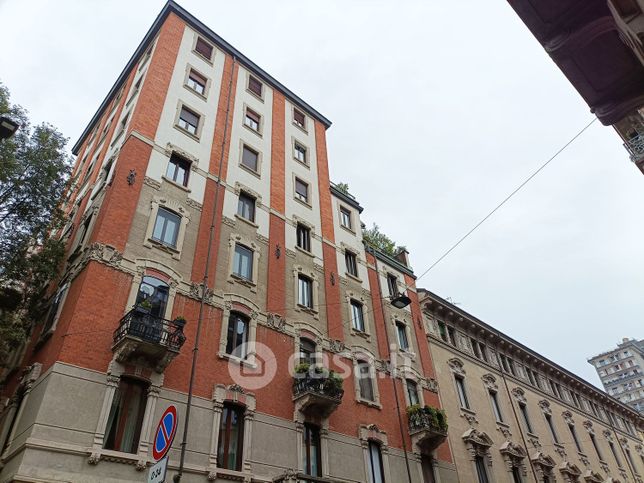 Appartamento in residenziale in Via Giuseppe Revere 18