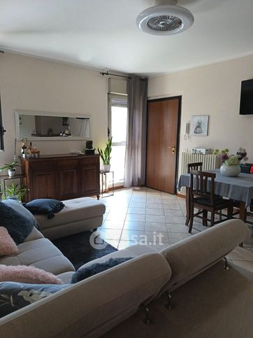 Appartamento in residenziale in Via Scozia