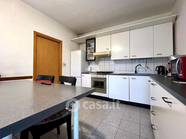 Villetta a schiera in residenziale in Via Casale 174