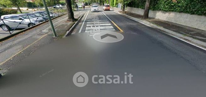 Box/posto auto in residenziale in Via Euplo Natali 32