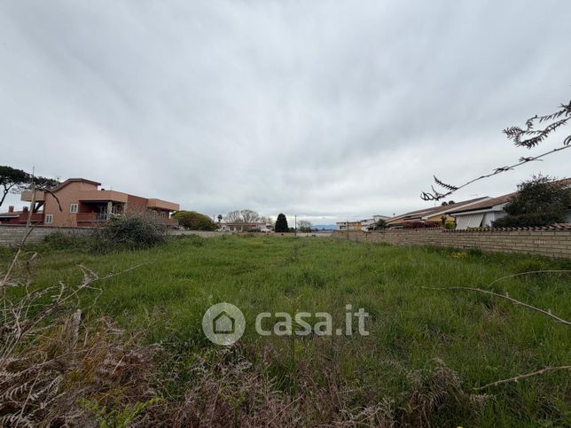 Terreno edificabile in residenziale in Via Dante Canducci 138