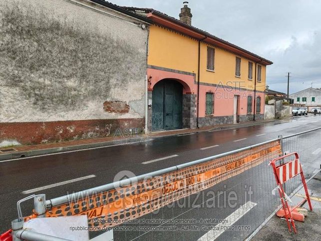 Appartamento in residenziale in Via Levata 5