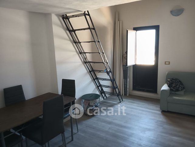 Appartamento in residenziale in Via Sarmento