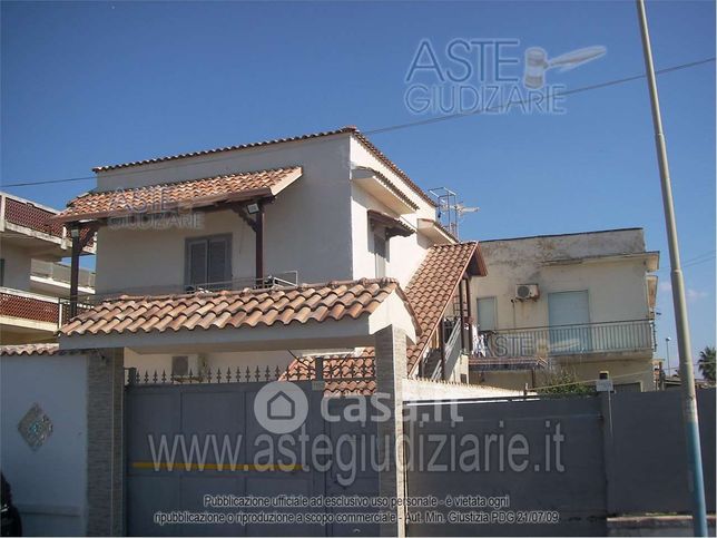Appartamento in residenziale in Via Licola Mare 152