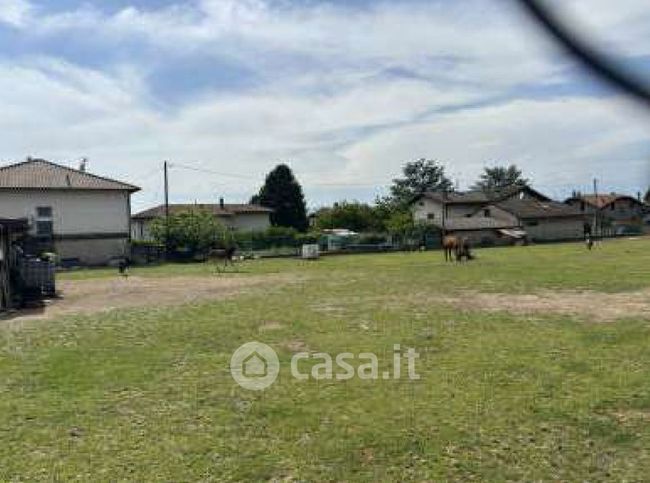 Terreno edificabile in residenziale in Via Alioli e Sassi