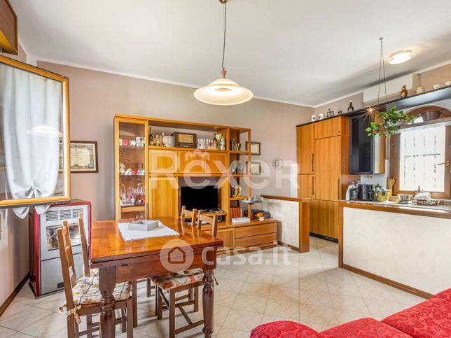 Casa bi/trifamiliare in residenziale in Via Trieste