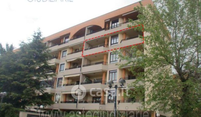 Appartamento in residenziale in Via Parigi 1