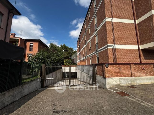 Box/posto auto in residenziale in Via Monte Ventasso