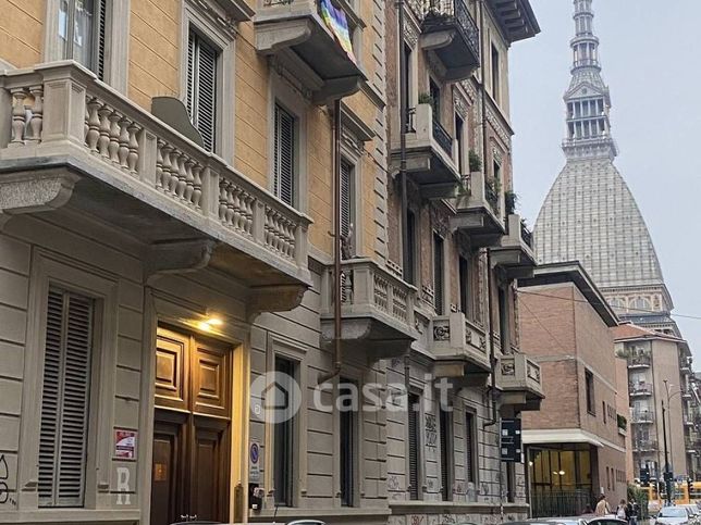 Loft in residenziale in Via Montebello 30