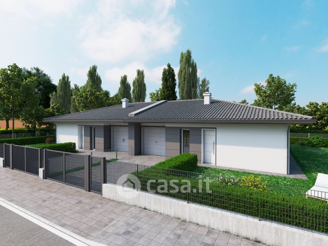 Casa bi/trifamiliare in residenziale in Via Bolina
