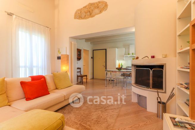 Appartamento in residenziale in Via Giardini 17