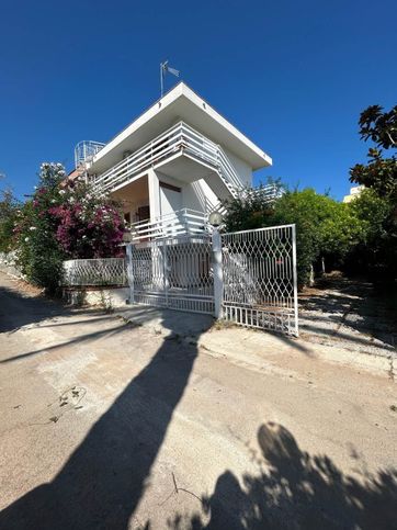 Villa in residenziale in Contrada Stazzone 48