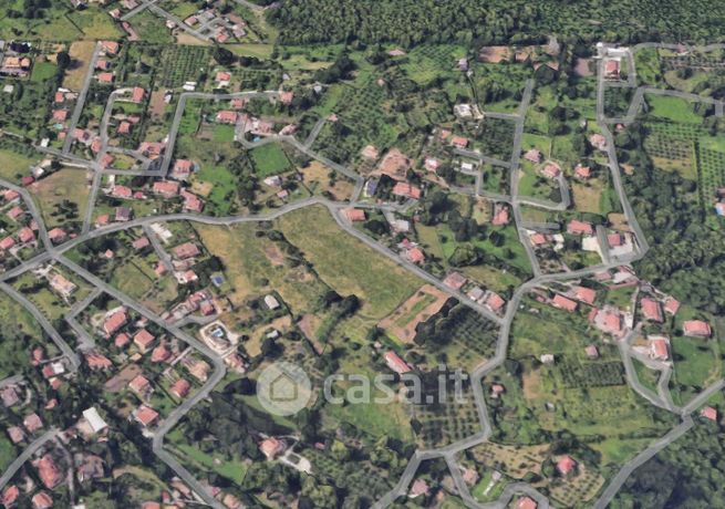 Terreno agricolo in commerciale in Via dei Gerani