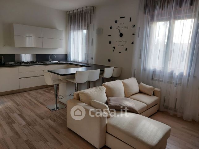 Appartamento in residenziale in Via P. Casati