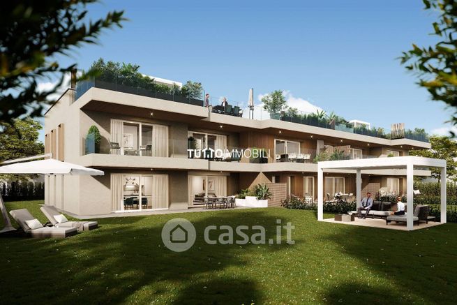 Appartamento in residenziale in Via Giulio Crescenzi