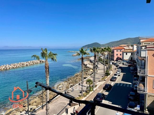 Appartamento in residenziale in Lungomare Barone Nicola Pepi 58