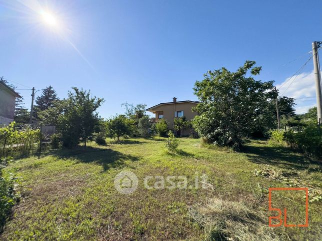 Casa indipendente in residenziale in Via Ulivi 66