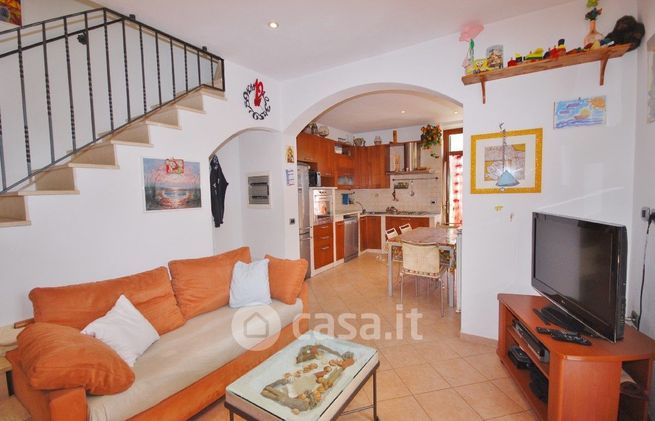 Villa in residenziale in 