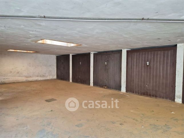 Box/posto auto in residenziale in 