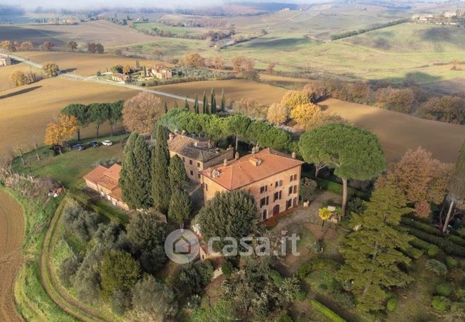 Rustico/casale in residenziale in 