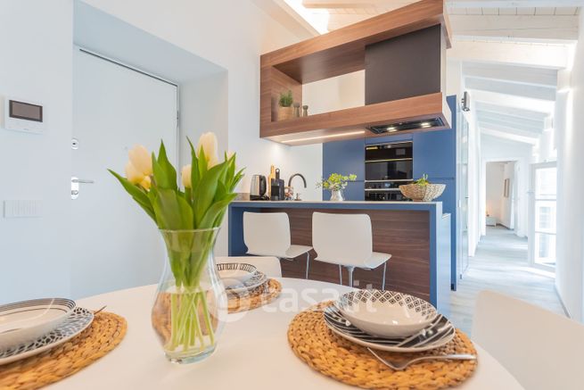 Appartamento in residenziale in Via Francesco Muralto 7