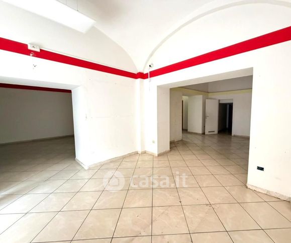 Box/posto auto in residenziale in Corso Nazionale