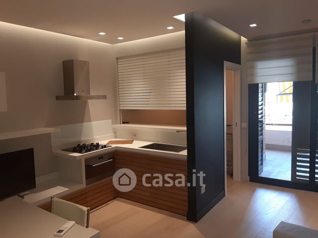 Appartamento in residenziale in Via Antonello da Messina 43