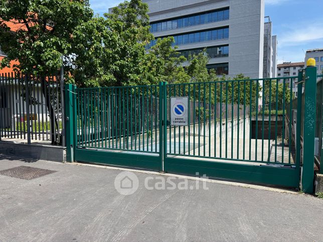 Box/posto auto in residenziale in Via Terenzio