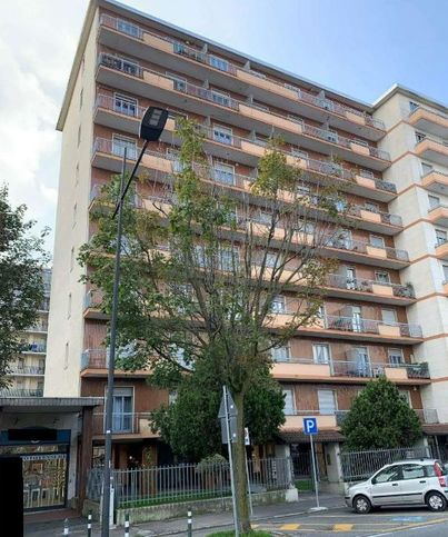 Appartamento in residenziale in Piazza Papa Giovanni XXIII 8