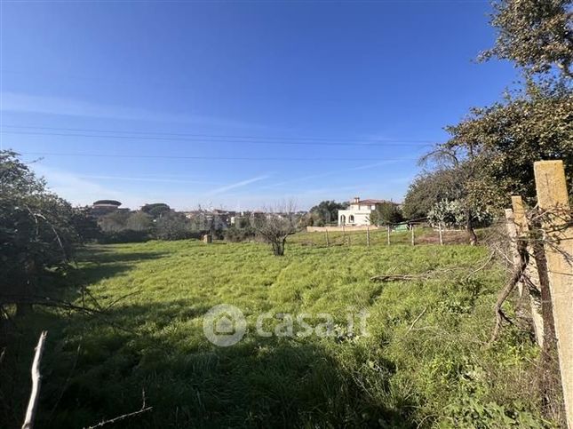 Terreno agricolo in commerciale in Via Gorgonzola