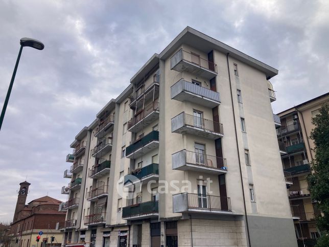 Appartamento in residenziale in Viale Piave 53