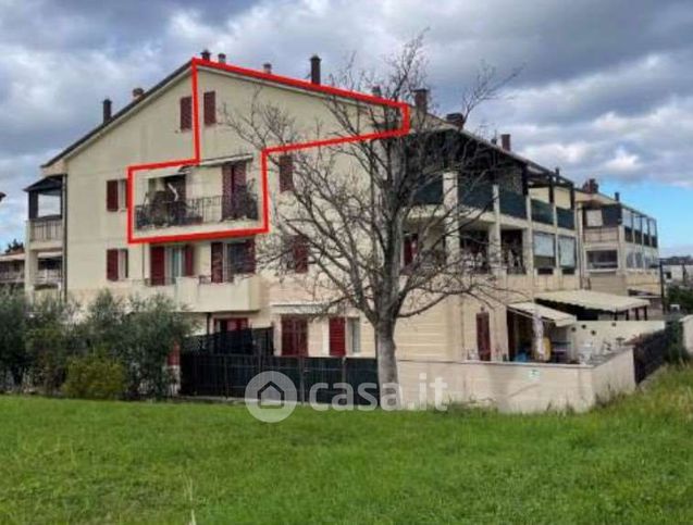 Appartamento in residenziale in Viale Europa 35