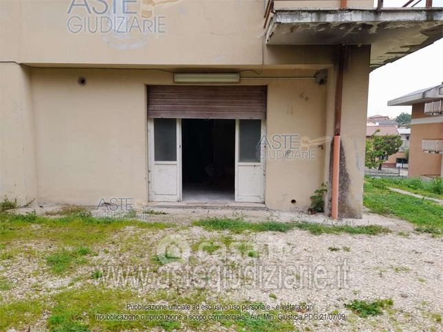 Garage/posto auto in residenziale in Via A. Vivaldi 32