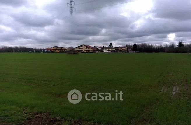 Terreno agricolo in commerciale in Via Dairago