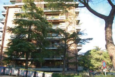 Ufficio in commerciale in Via Vittorio Emanuele Orlando
