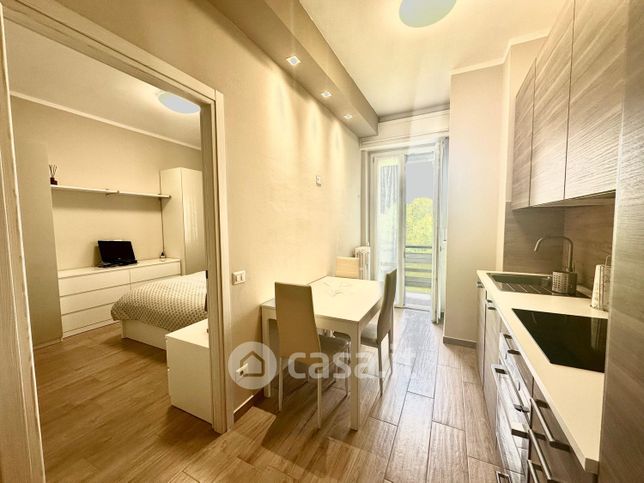 Appartamento in residenziale in Via Emilio Lepido 30