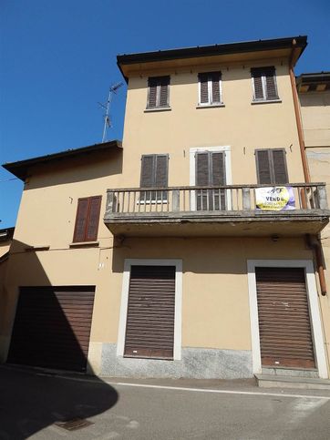 Casa indipendente in residenziale in