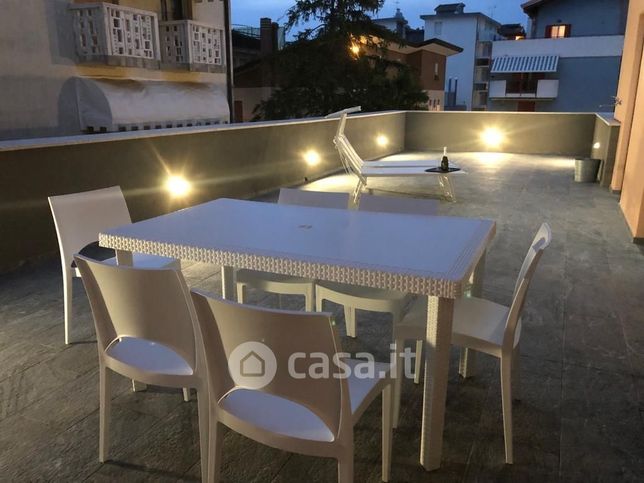 Appartamento in residenziale in Lungomare Trieste