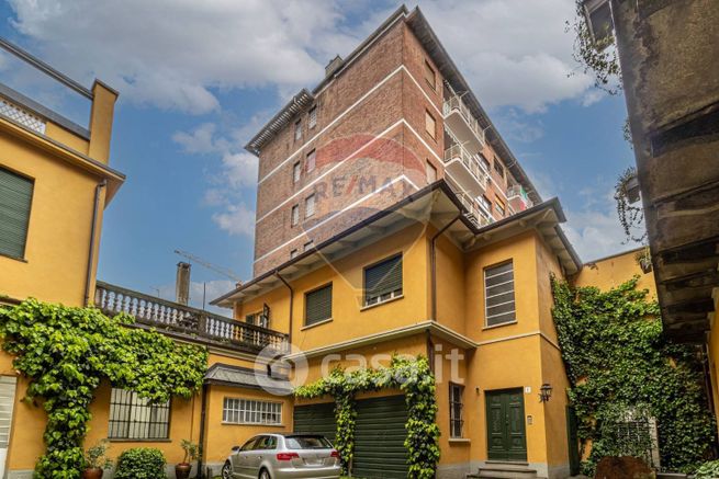 Ufficio in commerciale in Viale Giacomo Matteotti 7