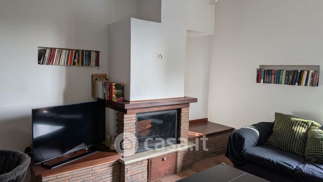Appartamento in residenziale in Via Labriola