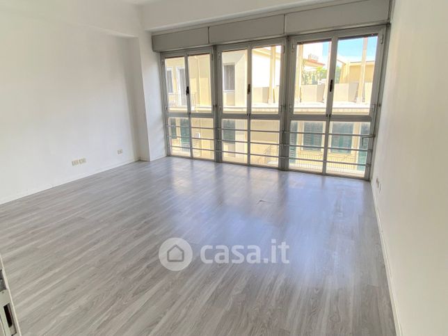 Appartamento in residenziale in Via Dogali 1a