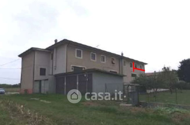Appartamento in residenziale in Via Castrina