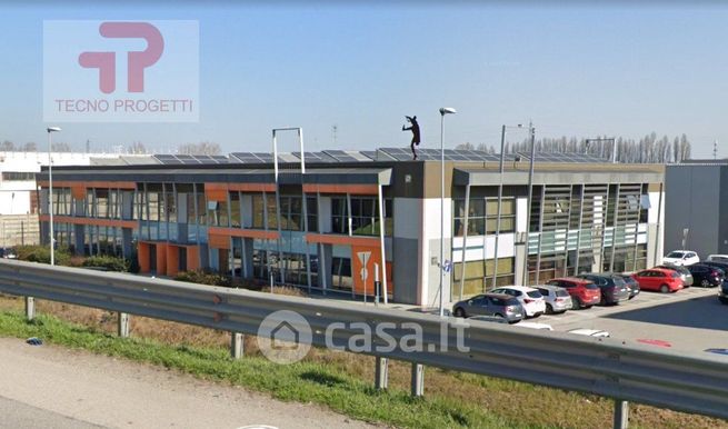 Ufficio in commerciale in Strada Senza Nome