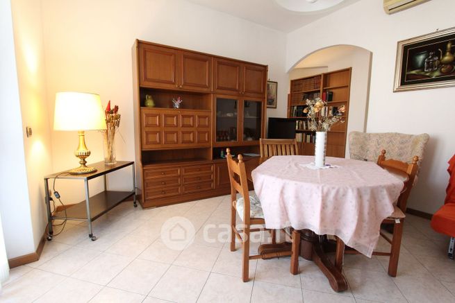 Appartamento in residenziale in Via Cino da Pistoia 15