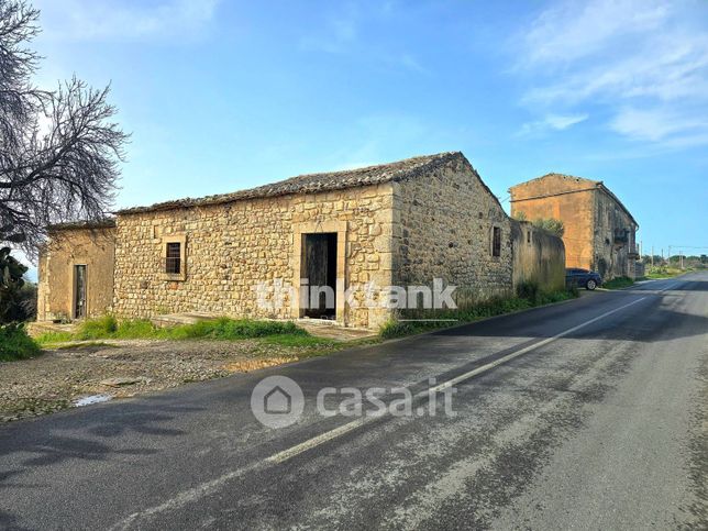 Casa indipendente in residenziale in Strada Provinciale 37