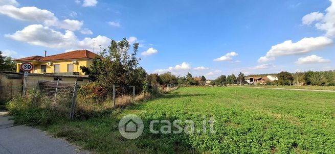 Terreno edificabile in residenziale in Argine della Malpensata 7